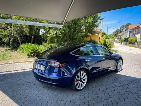 Tesla Model 3 2019 - 28990 EUR, 85000 km - AUTO.MOTO.pt - 85000km - foto 12 de 12