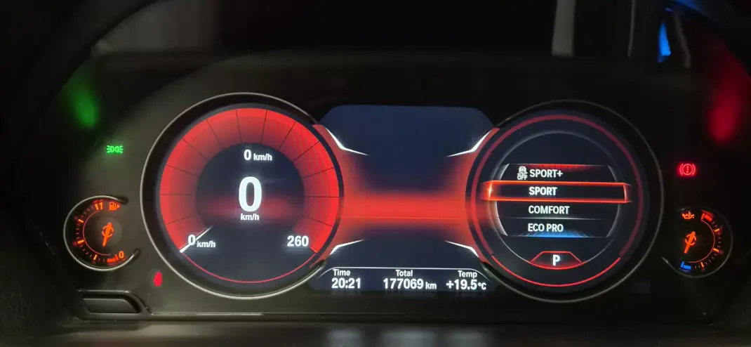 BMW 320 2014 - 17990 EUR, 177069 km - AUTO.MOTO.pt - 177069km - foto 14 de 41