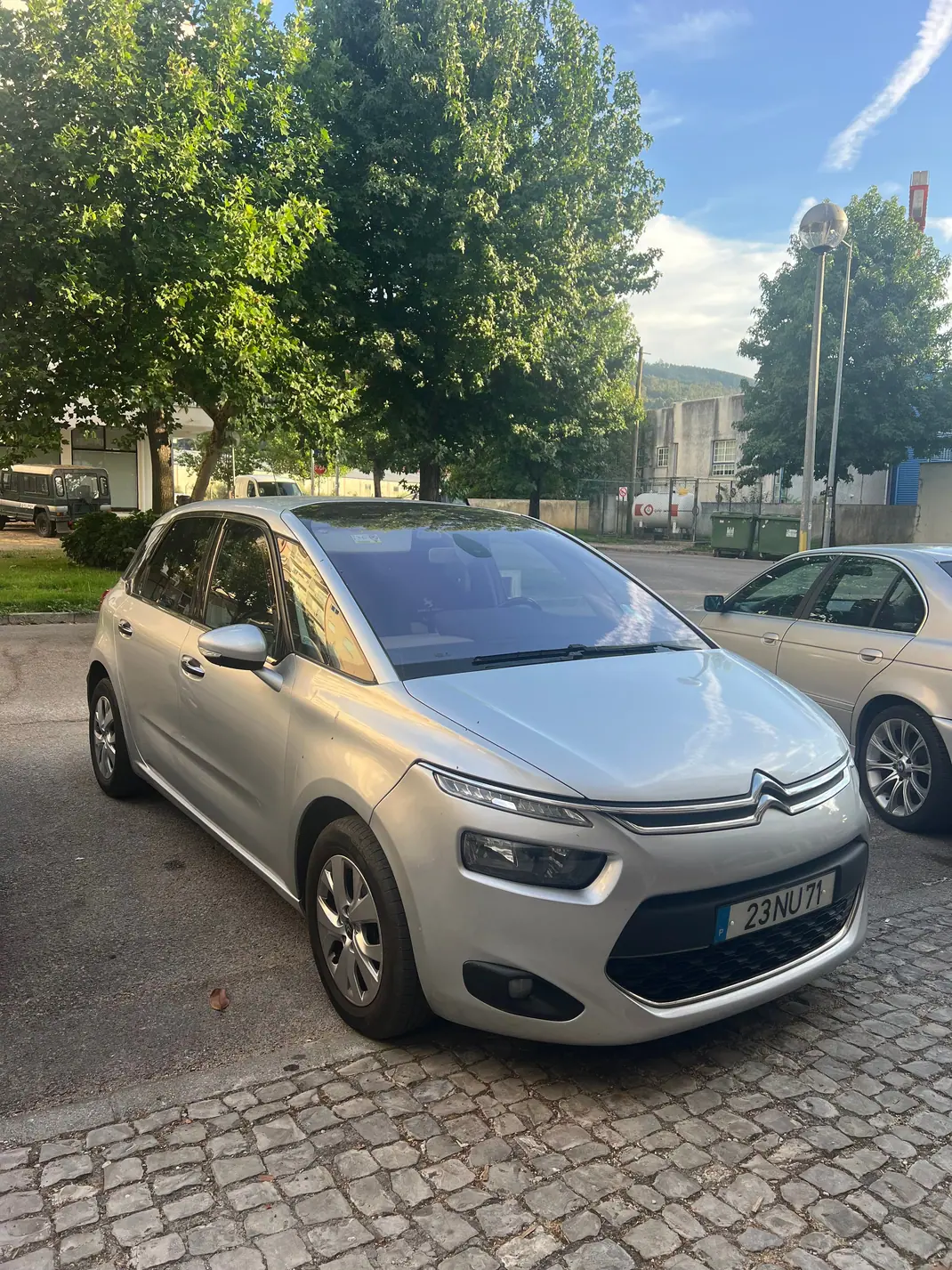 Citroën C4 Picasso 2013 - 7000 EUR, 252000 km - 252000km - foto 2 de 12