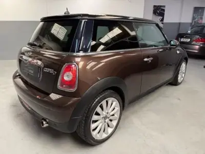 MINI Cooper 2010 - 9250 EUR, 175000 km - AUTO.MOTO.pt - 175000km - foto 3 de 10