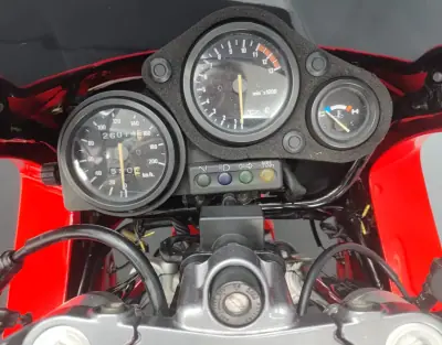 Honda NSR 50R 1998 - 7400 EUR, 26000 km - AUTO.MOTO.pt - 26000km - foto 20 de 26