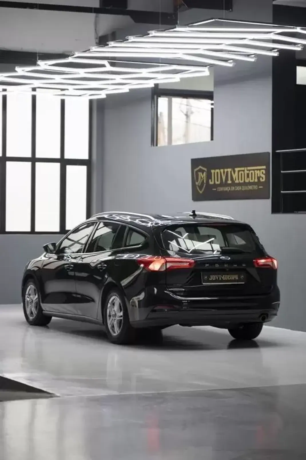 Ford Focus 2021 - 13850 EUR, 196506 km - AUTO.MOTO.pt - 196506km - foto 40 de 42