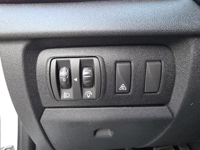 Renault Mégane Coupe 2011 - 8990 EUR, 234000 km - AUTO.MOTO.pt - 234000km - foto 26 de 33