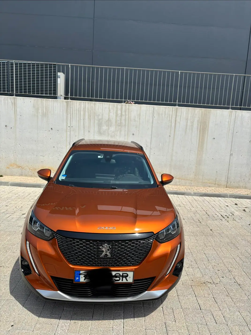 Peugeot 2008 2021 - 14200 EUR, 67000 km - AUTO.MOTO.pt - 67000km - foto 1 de 11