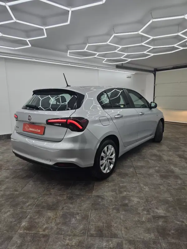 Fiat Tipo 2023 - 15350 EUR, 48173 km - AUTO.MOTO.pt - 48173km - foto 30 de 43
