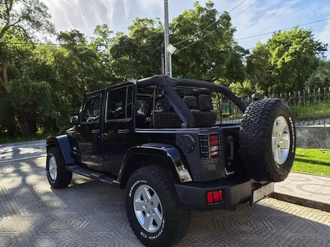 Jeep Wrangler Unlimited 2010 - 39000 EUR, 169000 km - 169000km - foto 11 de 26