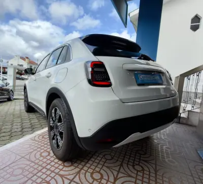 Fiat 600 2025 - 20950 EUR, 6000 km - AUTO.MOTO.pt - 6000km - foto 8 de 31