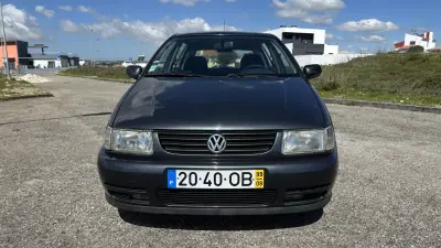 Volkswagen Polo 1999 - 1450 EUR, 208000 km - AUTO.MOTO.pt - 208000km - foto 3 de 12