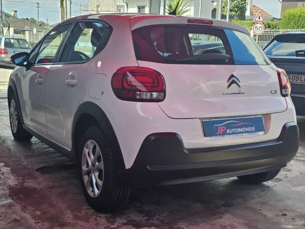 Citroën C3 2021 - 9999 EUR, 51000 km - AUTO.MOTO.pt - 51000km - foto 10 de 12