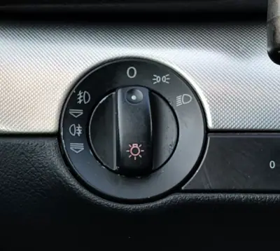 Audi A4 2007 - 8290 EUR, 237330 km - AUTO.MOTO.pt - 237330km - foto 23 de 29