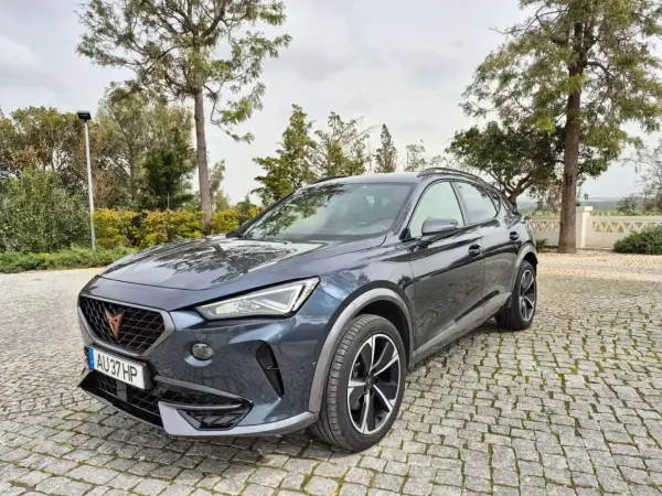 Cupra Formentor 2022 - 28900 EUR, 110907 km - AUTO.MOTO.pt - 110907km - foto 3 de 24