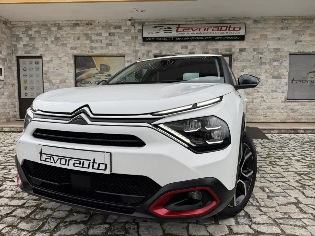 Citroën e-C4 2022 - 18500 EUR, 65000 km - AUTO.MOTO.pt - 65000km - foto 1 de 48