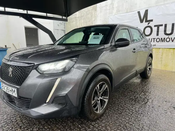Peugeot 2008 2022 - 19500 EUR, 136000 km - AUTO.MOTO.pt - 136000km - foto 4 de 12