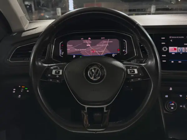 Volkswagen T-Roc 2019 - 21900 EUR, 134194 km - AUTO.MOTO.pt - 134194km - foto 22 de 27