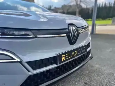 Renault Mégane E-Tech 2022 - 24999 EUR, 101000 km - AUTO.MOTO.pt - 101000km - foto 7 de 35