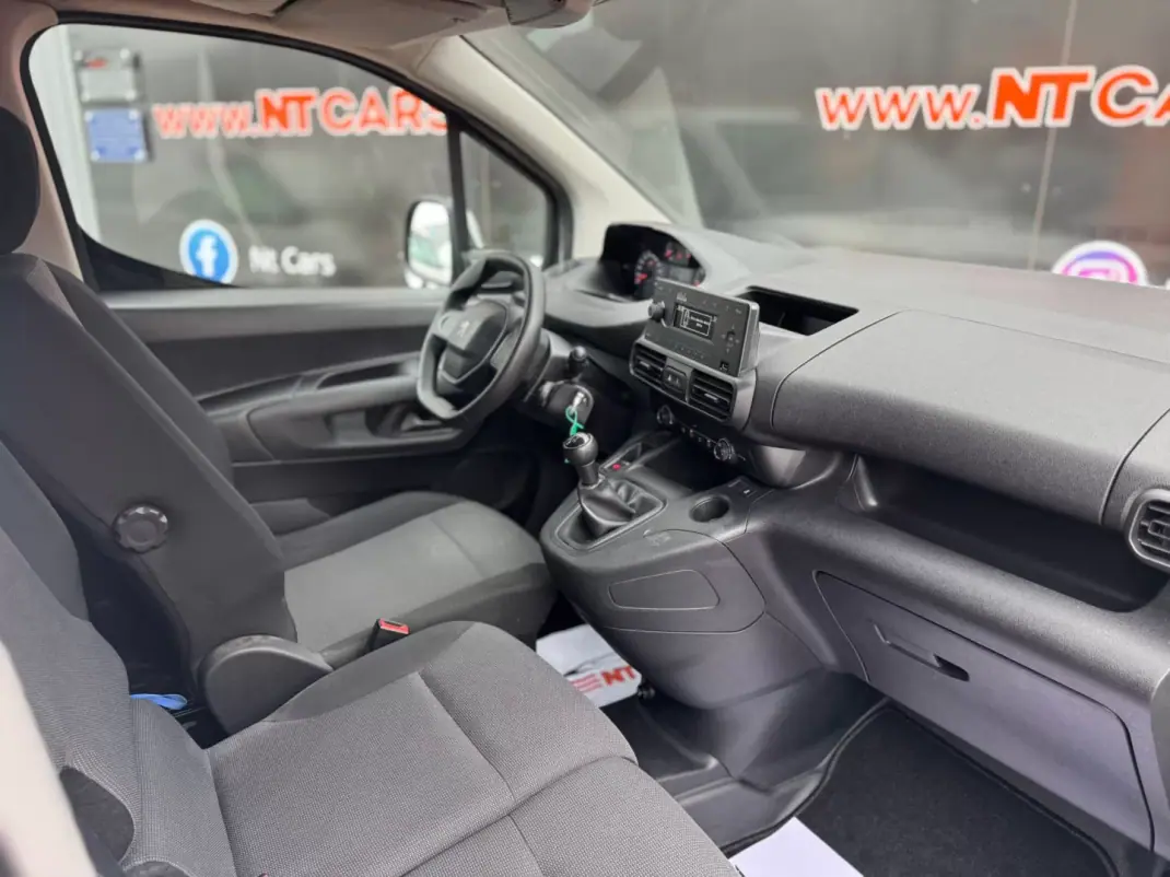 Peugeot PARTNER 1.6 BlueHDi L1 Pro 2019 - 11500 EUR, 172861 km - AUTO.MOTO.pt - 172861km - foto 11 de 11