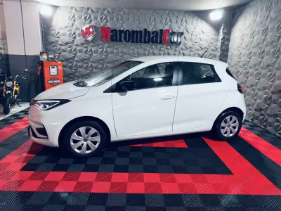 Renault Zoe 2022 - 14500 EUR, 74418 km - AUTO.MOTO.pt - 74418km - foto 8 de 27