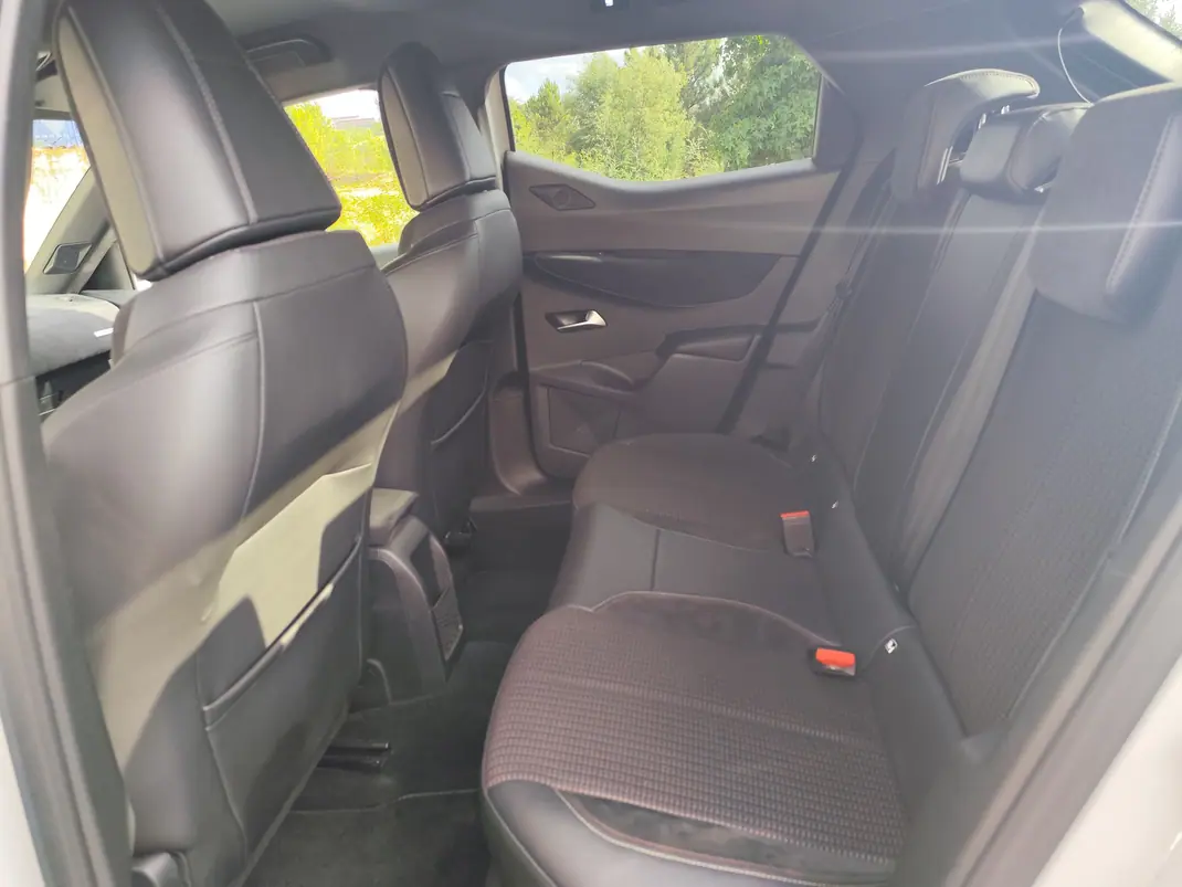 DS DS3 Crossback 2019 - 13000 EUR, 110000 km - 110000km - foto 13 de 13