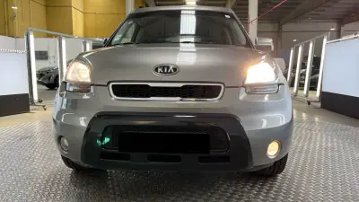 Kia Soul 2009 - 6999 EUR, 160000 km - AUTO.MOTO.pt - 160000km - foto 11 de 17