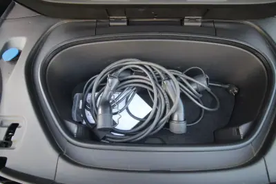 Volvo XC 40 2022 - 26000 EUR, 124000 km - AUTO.MOTO.pt - 124000km - foto 27 de 28