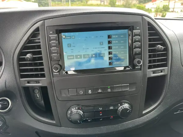 Mercedes-Benz Vito Tourer 2016 - 26900 EUR, 220000 km - AUTO.MOTO.pt - 220000km - foto 39 de 55