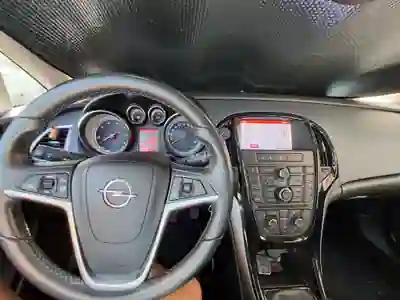 Opel Astra 2015 - 6000 EUR, 220000 km - 220000km - foto 6 de 6