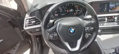BMW 320 2020 - 29600 EUR, 171650 km - AUTO.MOTO.pt - 171650km - foto 13 de 24