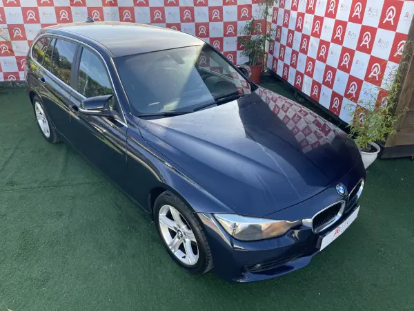 BMW 318 2014 - 14990 EUR, 224620 km - AUTO.MOTO.pt - 224620km - foto 6 de 18
