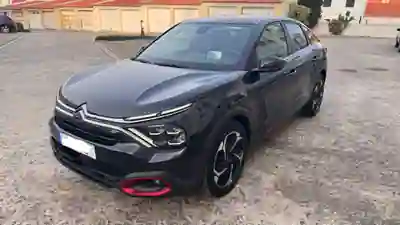 Citroën C4 2021 - 16900 EUR, 102000 km - foto 1 de 10