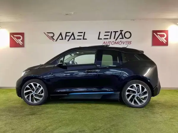 BMW i3 2016 - 13950 EUR, 124000 km - AUTO.MOTO.pt - 124000km - foto 11 de 40