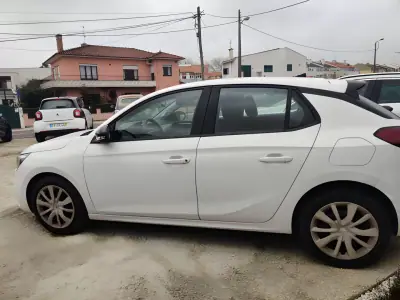 Opel Corsa 2020 - 9750 EUR, 190000 km - AUTO.MOTO.pt - 190000km - foto 4 de 9
