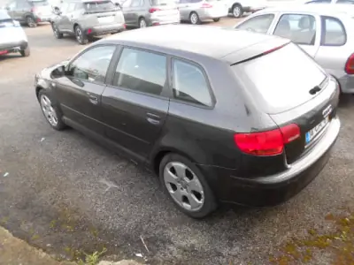 Audi A3 2006 - 9500 EUR, 253000 km - AUTO.MOTO.pt - 253000km - foto 4 de 11