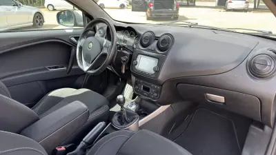 Alfa Romeo MiTo 2015 - 11600 EUR, 146000 km - AUTO.MOTO.pt - 146000km - foto 21 de 40
