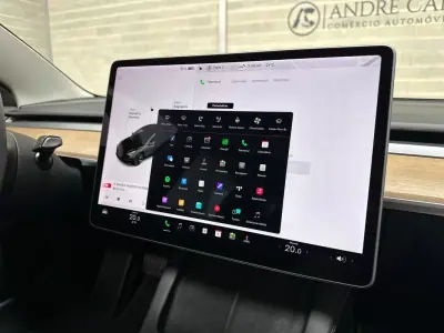 Tesla Model 3 2021 - 26450 EUR, 64959 km - AUTO.MOTO.pt - 64959km - foto 39 de 53