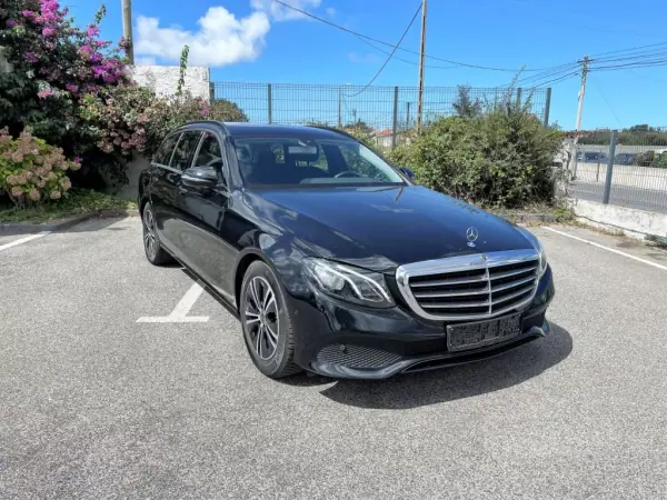 Mercedes-Benz CLE 200 2019 - 44900 EUR, 87420 km - AUTO.MOTO.pt - 87420km - foto 4 de 18