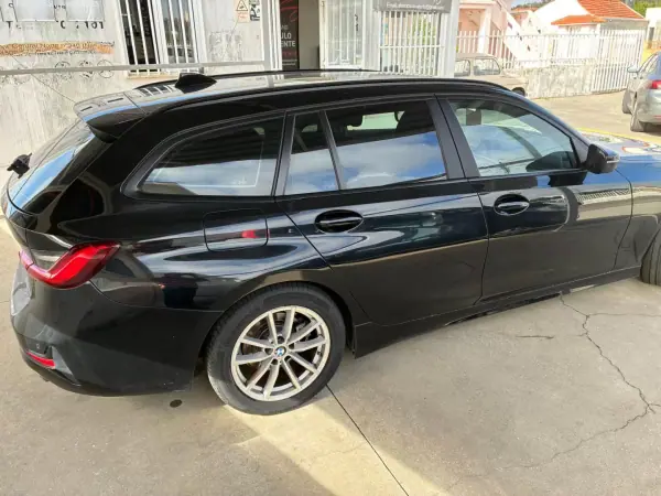 BMW 318 2019 - 21900 EUR, 128000 km - AUTO.MOTO.pt - 128000km - foto 5 de 22