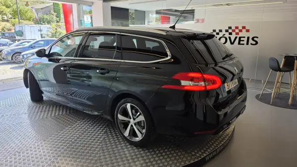 Peugeot 308 SW 2017 - 9500 EUR, 192522 km - 192522km - foto 19 de 56