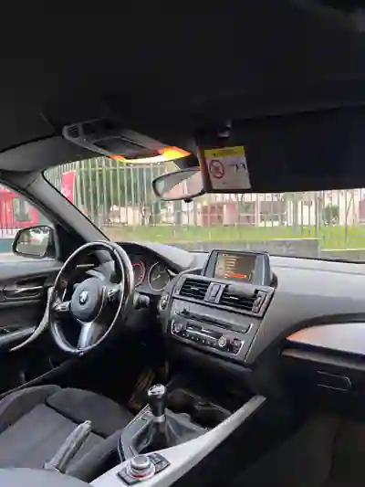 BMW 120 2015 - 16000 EUR, 155000 km - AUTO.MOTO.pt - 155000km - foto 11 de 11