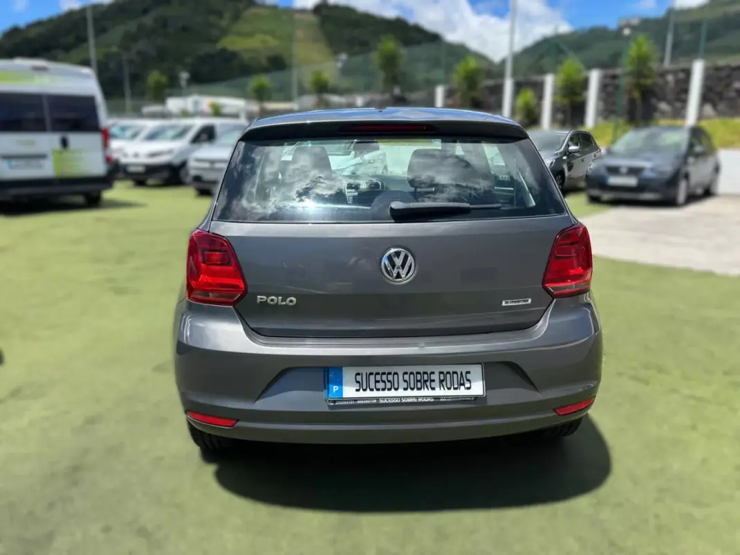 Volkswagen Polo 2017 - 10990 EUR, 146070 km - 146070km - foto 5 de 12
