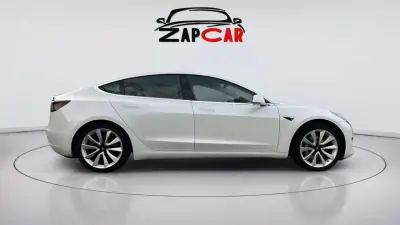 Tesla Model 3 2020 - 24990 EUR, 52675 km - AUTO.MOTO.pt - 52675km - foto 3 de 14