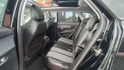 Peugeot 3008 2018 - 20990 EUR, 105000 km - AUTO.MOTO.pt - 105000km - foto 35 de 47