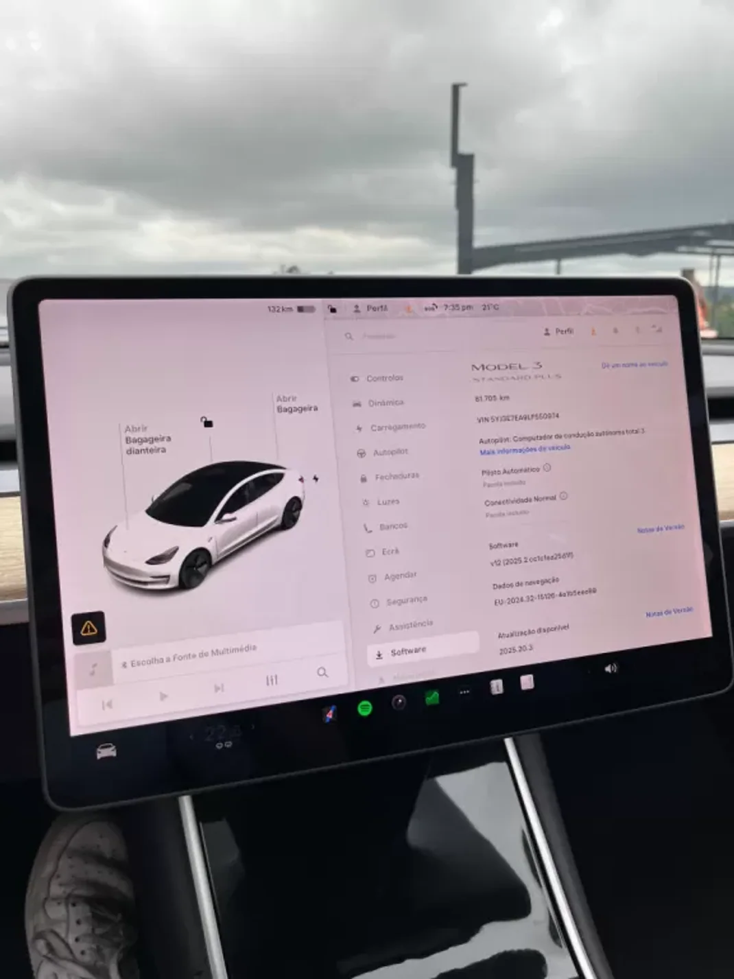 Tesla Model 3 2020 - 23990 EUR, 81000 km - AUTO.MOTO.pt - 81000km - foto 17 de 17
