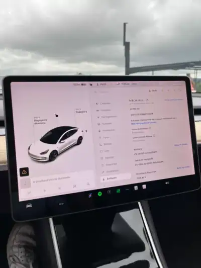 Tesla Model 3 2020 - 23990 EUR, 81000 km - AUTO.MOTO.pt - 81000km - foto 17 de 17