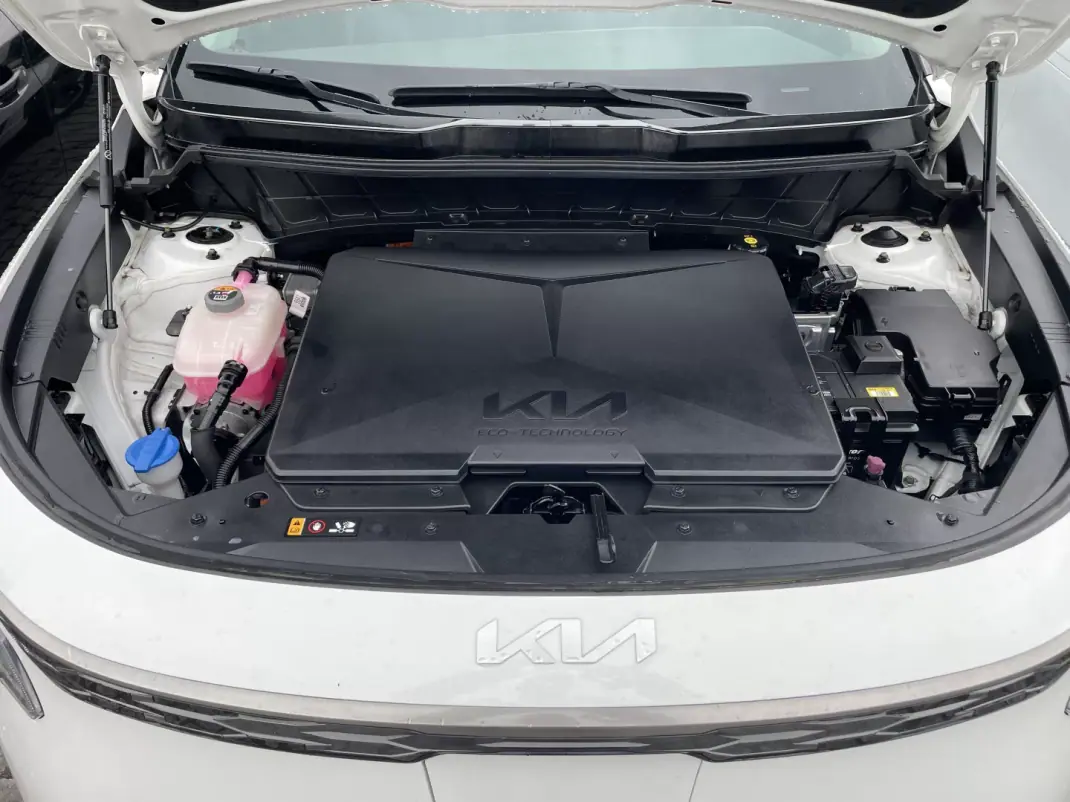 Kia Niro EV 2022 - 25850 EUR, 52642 km - AUTO.MOTO.pt - 52642km - foto 21 de 44