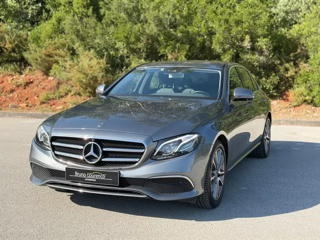 Mercedes-Benz E 300 2019 - 25900 EUR, 138000 km - 138000km - foto 12 de 33