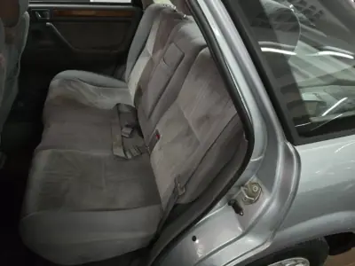 Rover 214 1993 - 4000 EUR, 197000 km - AUTO.MOTO.pt - 197000km - foto 9 de 12