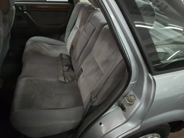 Rover 214 1993 - 4000 EUR, 197000 km - AUTO.MOTO.pt - 197000km - foto 9 de 12