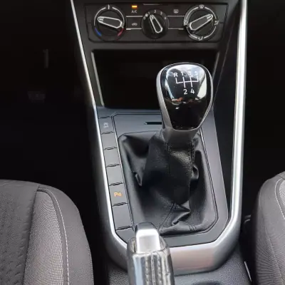 Volkswagen Taigo 2022 - 17500 EUR, 82352 km - AUTO.MOTO.pt - 82352km - foto 17 de 17