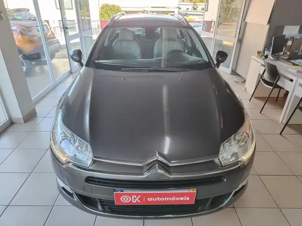 Citroën C5 Tourer 2017 - 9500 EUR, 248400 km - AUTO.MOTO.pt - 248400km - foto 4 de 38
