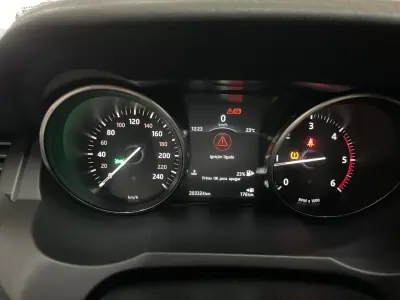 Land Rover Range Rover Evoque 2016 - 16450 EUR, 203321 km - 203321km - foto 9 de 20